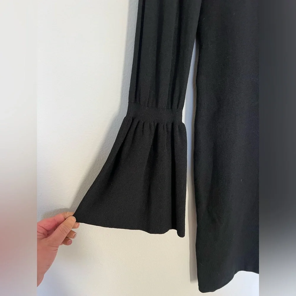 Ann Taylor Bell Sleeve Knit Dress, Sz S - Picture 4 of 10